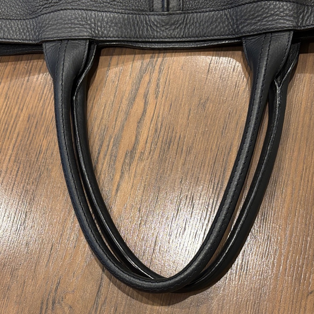 Valextra Elegant Black Leather Tote Bag Made in Italy Beautiful - Picture 4 of 14